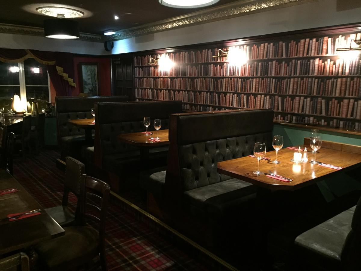 Robin Hood Inn Wall Houses 外观 照片